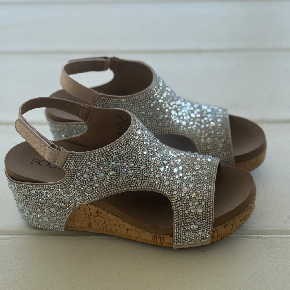Corkys Rhinestone Ashley Wedge White Size 9